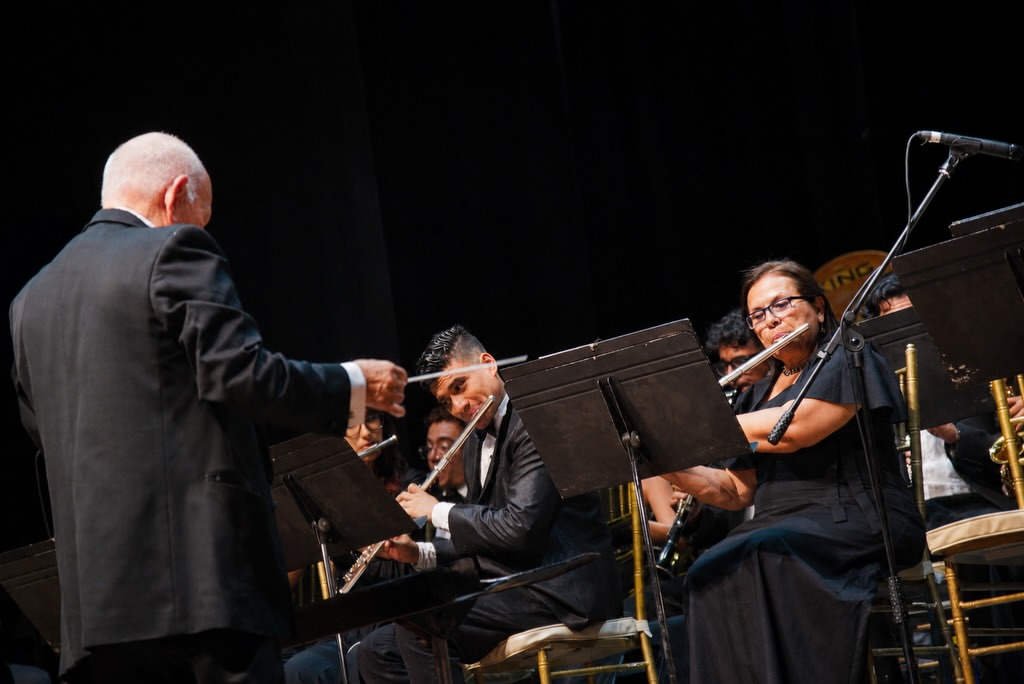 Concierto Emigrantes Sinfónico en el Teatro Tolima