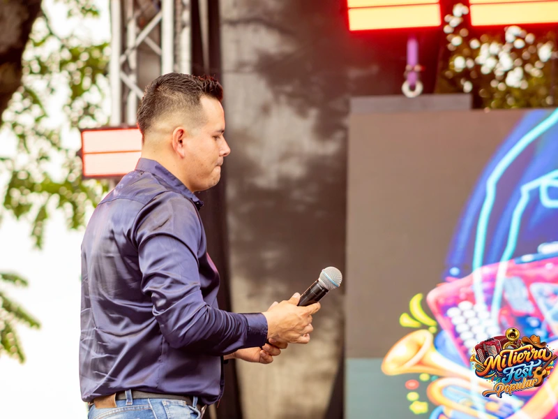 Presentaciones en vivo Mi Tierra Fest Popular Subregión Sur en Chaparral