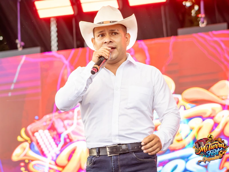 Presentaciones en vivo Mi Tierra Fest Popular Subregión Sur en Chaparral