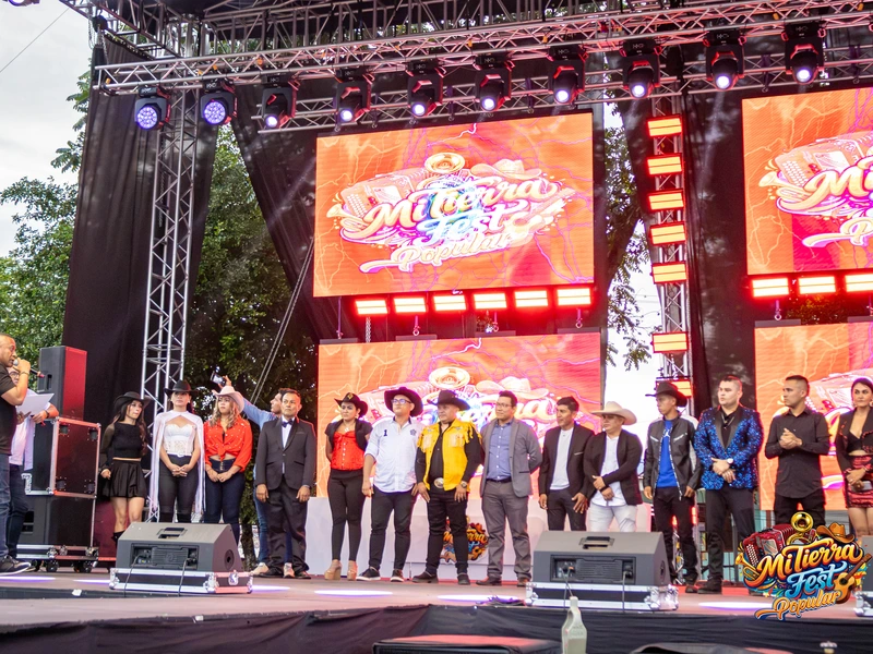 Presentaciones en vivo Mi Tierra Fest Popular Subregión Sur en Chaparral