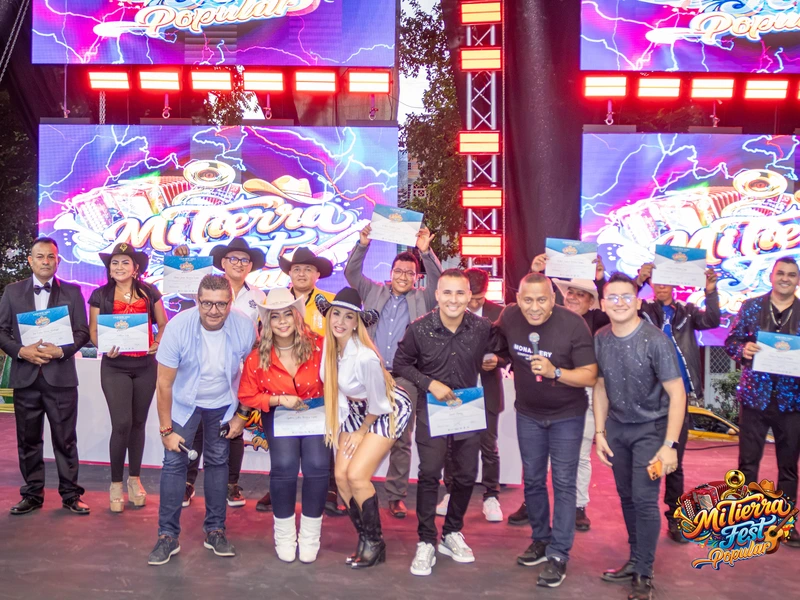 Presentaciones en vivo Mi Tierra Fest Popular Subregión Sur en Chaparral