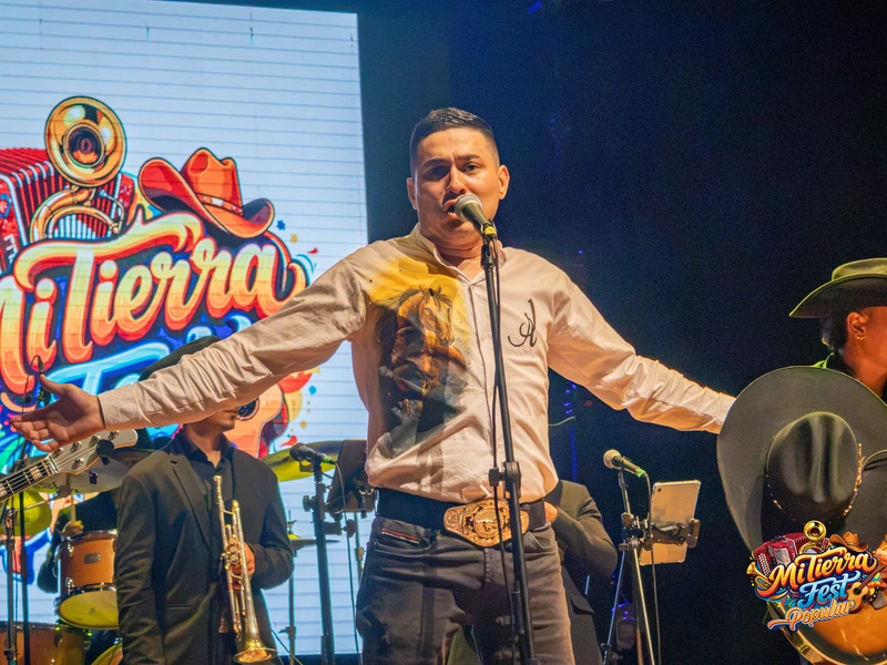 Presentaciones en vivo Mi Tierra Fest Popular Subregión Centro categoría Agrupaciones